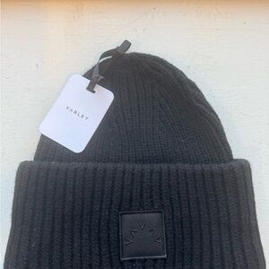 Varley Black Ribbed Beanie